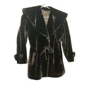 Tissavel of France Play Lord Excellent Condition Size M/L Faux Fur